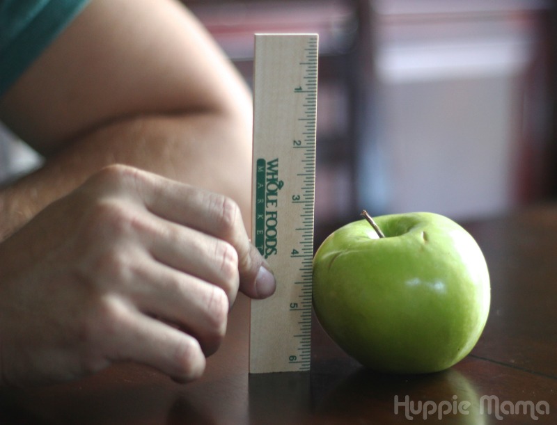 Measure apple